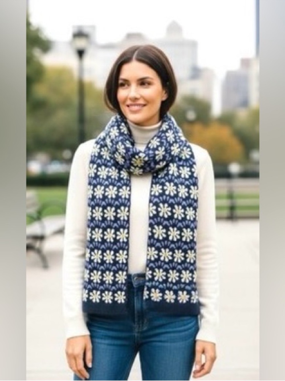 Vera Bradley Cozy Scarf Floral Bursts Blue Periwinkle Purple Green Yellow